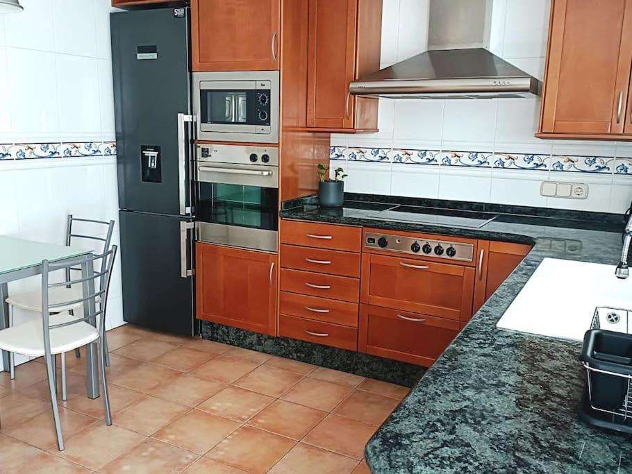 Acogedora Y Confortable Casa Familiar En L'L'Olleria Exterior foto