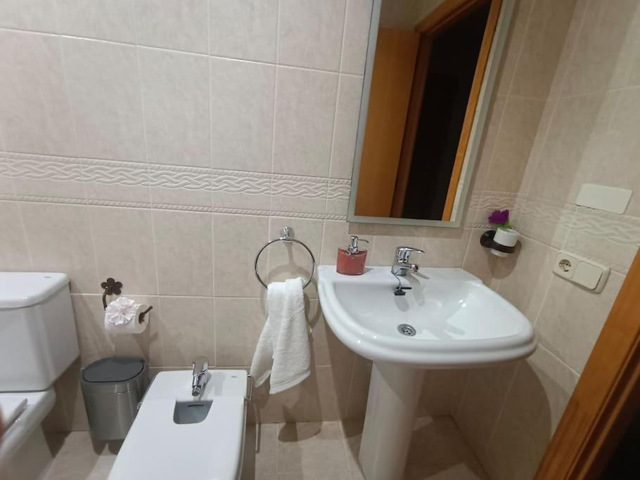 Acogedora Y Confortable Casa Familiar En L'L'Olleria Exterior foto